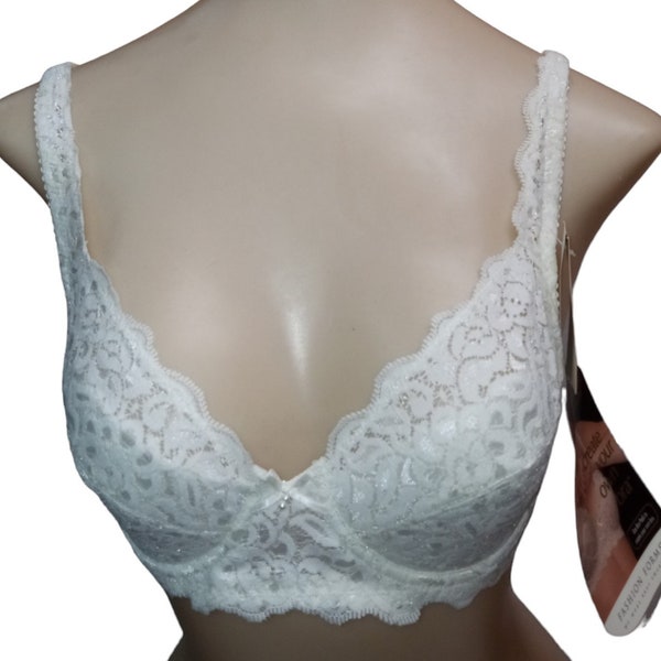 Fashion Forms Bra Style 9400 White Size 32B New Lingerie Store w/ Tags