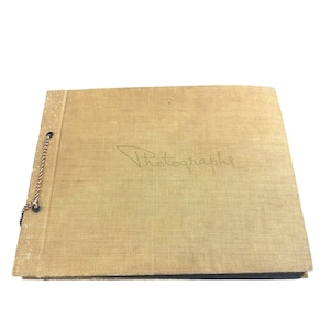 Álbum de fotos de soldados de tapa dura de la década de 1940 con recortes de periódicos de guerra y cartas