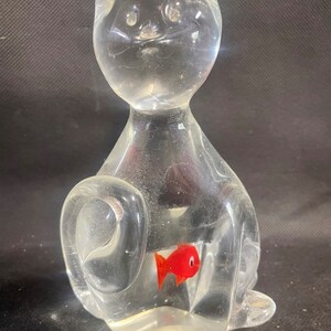 Vintage Glass Cat Kitten Figurine 6inch Paperweight with Red Goldfish