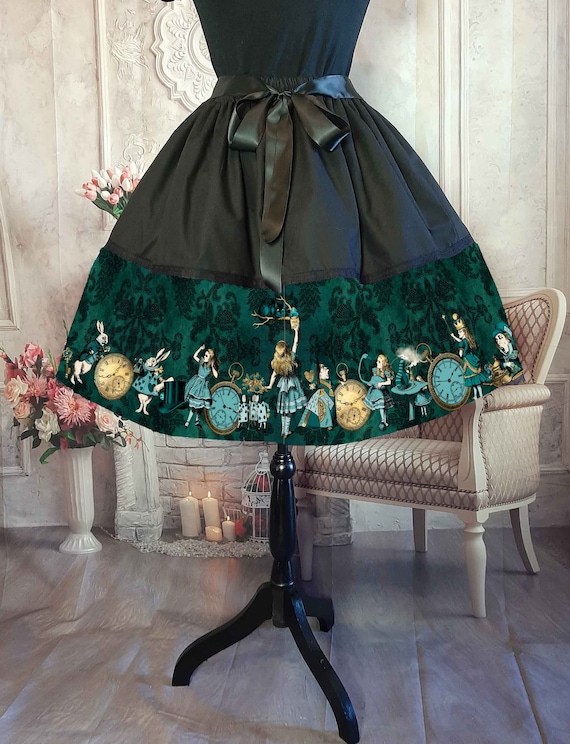 Alice in Wonderland Full Skirt Green Damask, Cosplay Costume - Etsy Alice in Wonderland Full Skirt Green Damask, Cosplay Costume - Etsy