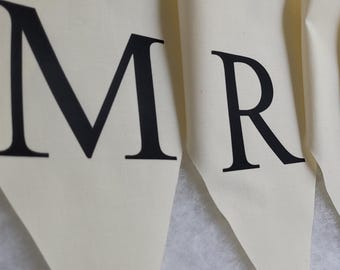 Paquete a granel de banderines de tela personalizados para bodas: Sr. y Sra., Recién casados y 3 x 10 m de cualquier color
