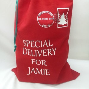 Personalisierter Weihnachtssack - fügen Sie einen beliebigen Namen hinzu. Spezial Versand.  Hergestellt in England