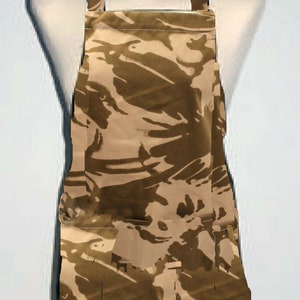 small adult / teenage camouflage apron. Made in England. Green and brown camouflage / Army Brown