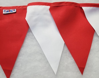 Wimpelkette mit roten und weißen Fahnen - 10 mtr. Hergestellt in England