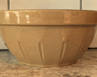 Medalta Polygon ocher pottery bowl 8" diameter Free Shipping Canada USA