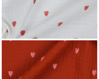 Tissu pour robe en mousseline double gaze de coton cœurs brodés Poppy. x demi-mètre.