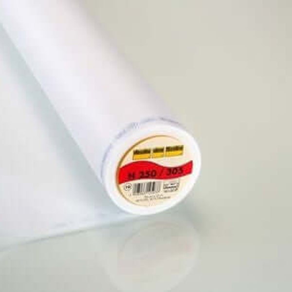 Firm/ Medium Weight fusible Interfacing White: Vilene H250/305 iron on non-woven 90cm wide. By the half metre.