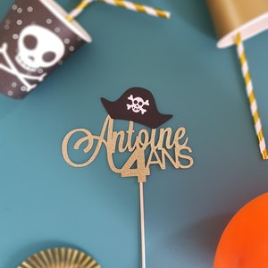 Pirate cake decoration - cake topper - pirate birthday - first name cake