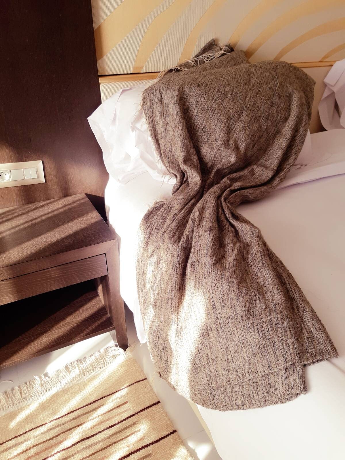 Cadeau Noël, Christmas...saint Valentin, Noel, Jeté en Laine Marron/ Beige