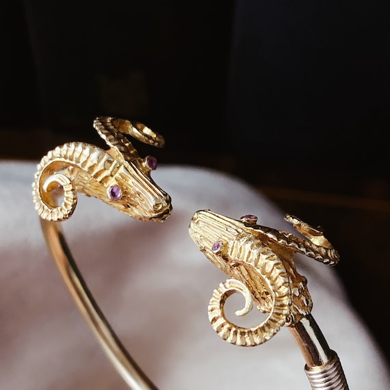 Rams head best sale bracelet