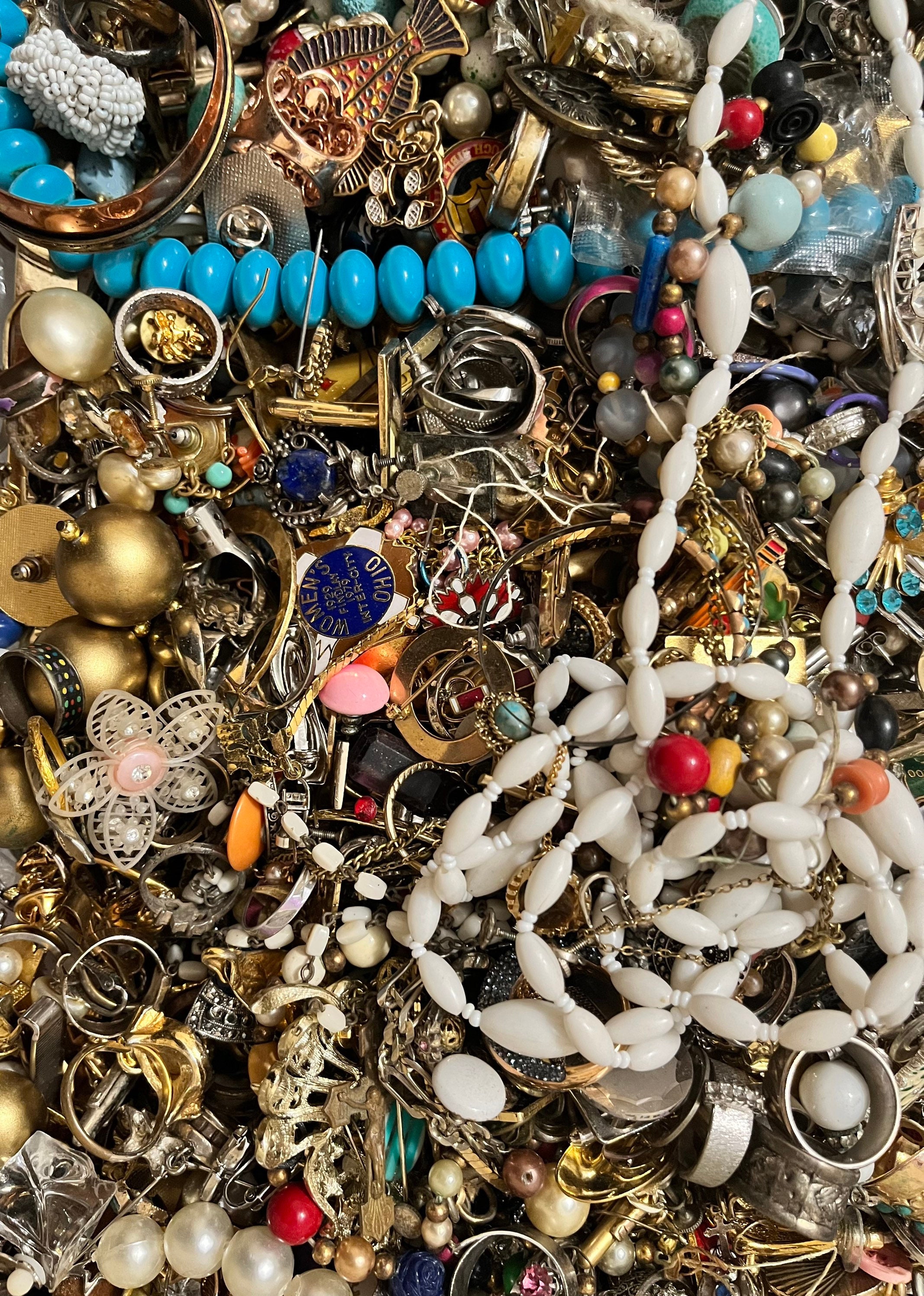 Bulk Fashion Jewelry Vintage to Now Broken Salvage Assorted Non Wearable Lot