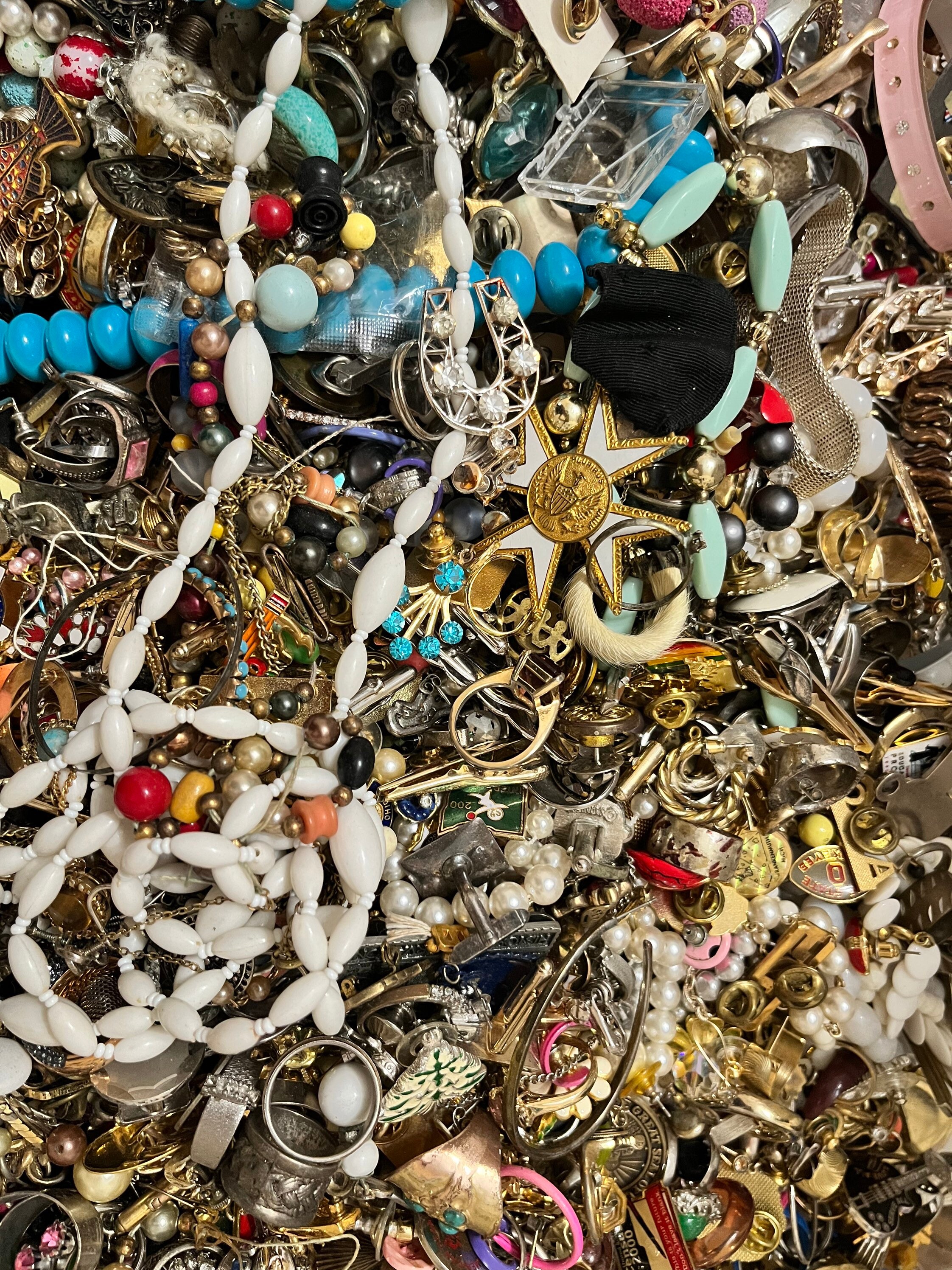 Vintage to Mod Broken Costume Jewelry Lot Over 1 Full Pound Etsy