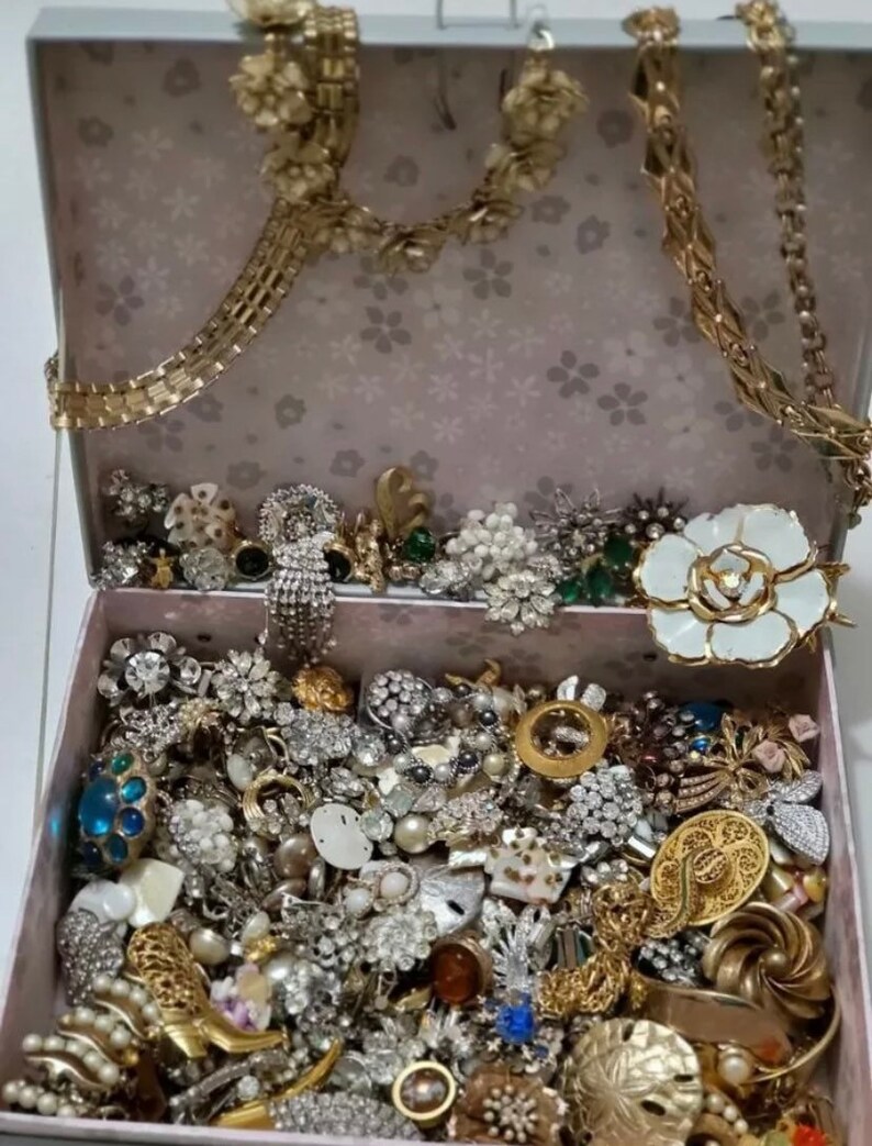 Vintage Estate Costume Jewelry 5 Piece Lot All Wearable Etsy