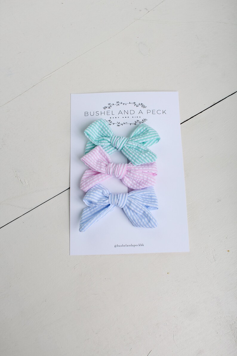 Mint Set of 3 Hand Tied Bows-Headbands or Clips /& Blue Seersucker Pink