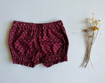 size 18-24m (2t) RTS aurelia bloomers in vintage burgundy floral