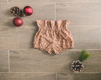 0-3m through 12-18m sage bloomers in Christmas gingerbread; baby shorts; toddler bummies; high waisted infant bloomies; girl