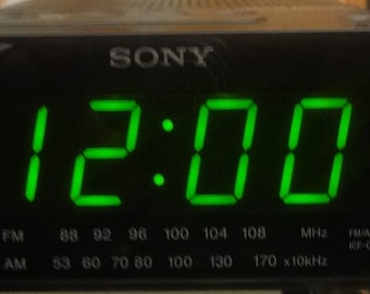 Vtg Sony ICF-C218 Dream Machine Digital Alarm Clock AM FM Radio Black  (no manual)