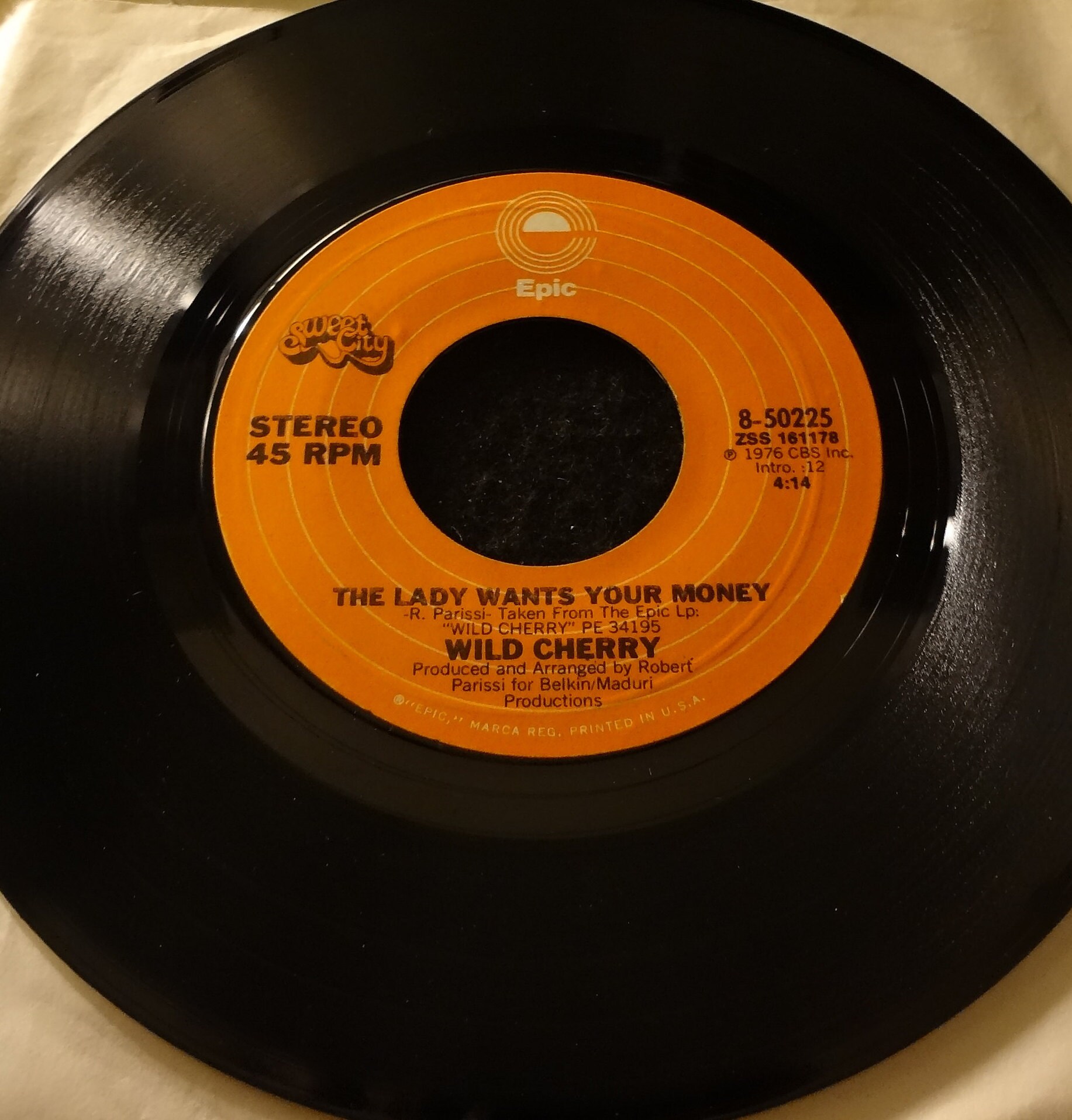 Wild Cherry - Play That Funky Music / the Lady Wants Your