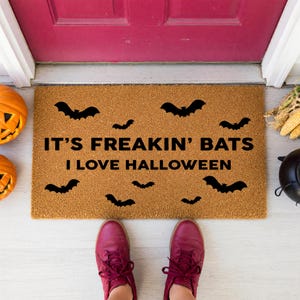 It's Freakin' Bats I Love Halloween Doormat - Welcome Mat Gift bild 9
