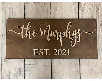 Personalized Family Name Wood Sign – Custom Home Decor 7000