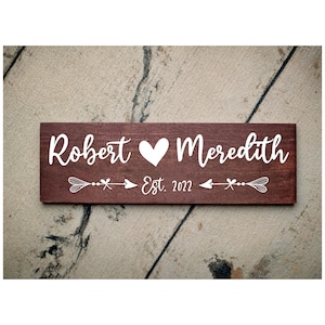 Romantic Couple Name EST Sign With Heart Arrows | Personalized Custom Home Decor Gift | Boho Rustic Sign Decor | Valentine's Day Gift Decor