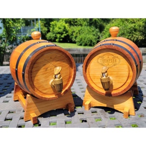 Mini tonneau de whisky en bois gravé personnalisé - cadeau de mariage - cadeau de garçons d'honneur - cadeau d'anniversaire tonneau en bois pour lui 7009