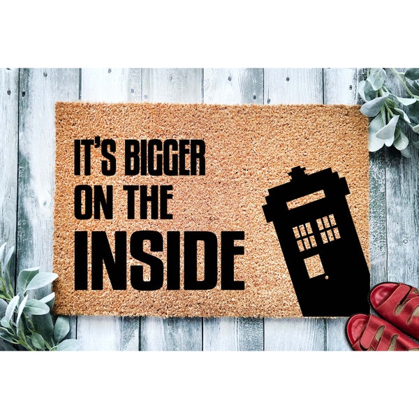 Doormat Its Bigger On The Inside | Science Fiction Fan Doormat | Sci Fi Funny Geek Doormat Welcome Mat Funny Door Mat Funny Home Gift 1807**