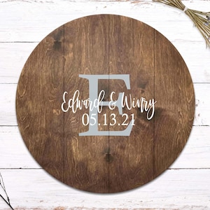 Round Wedding Guestboard Monogram Sign: Personalized Gift (Custom Font 7361)