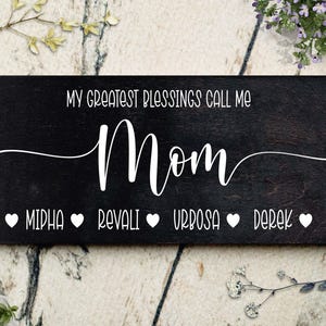 Personalized Mom Sign with Kids Names, Custom Wood for Mother's Day Birthday Gift Idea zdjęcie 3