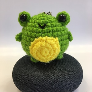 Llavero de ranita, llavero de rana, llavero de mochila, llavero hecho a mano, llavero de crochet, llavero hecho con hilo