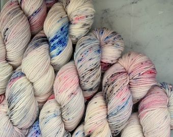 Hand Dyed DK Yarn - Stay Puft - 100g Superwash Merino Skein