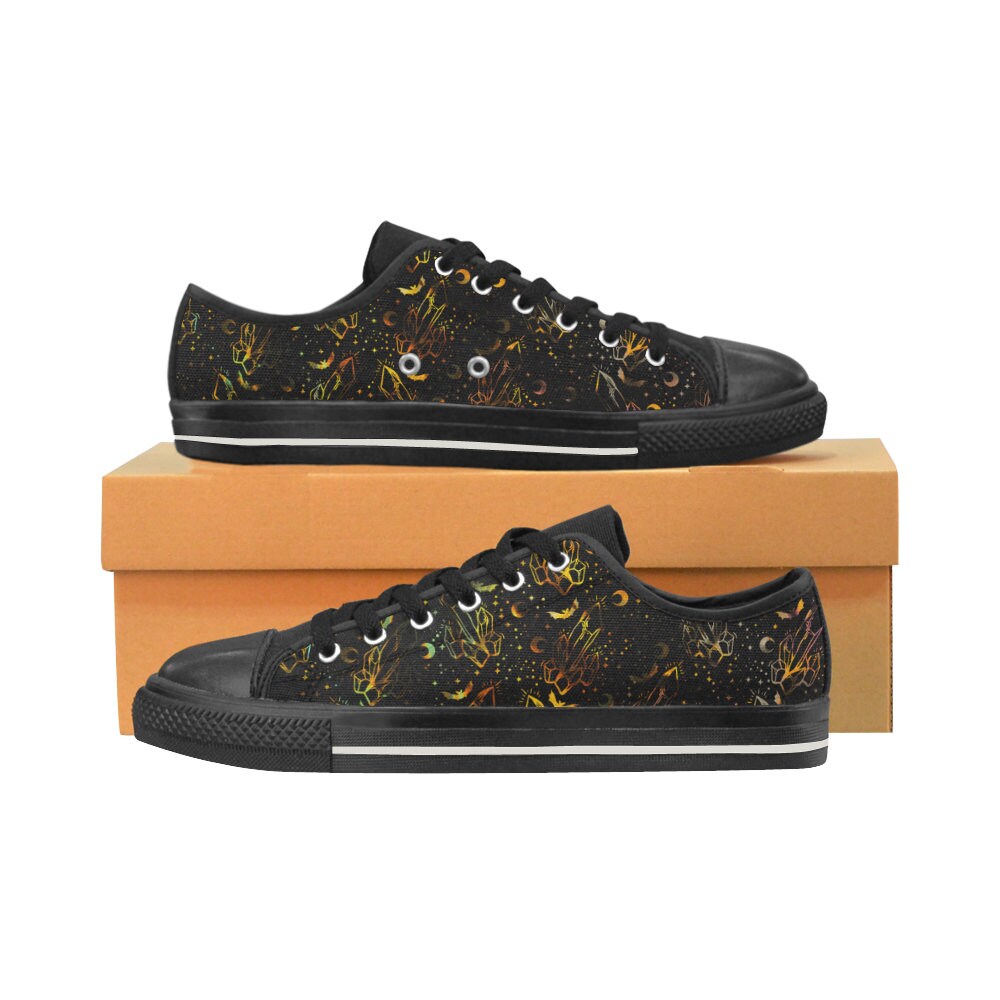 Image of Mystical Crystal, Classic Low Canvas Shoes