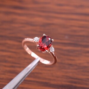 Garnet Ring Natural Garnet Ring Silver Rose Gold Ring, Garnet Ring, Engagement Ring, Solitaire Ring , January birthstone, Everyday Ring