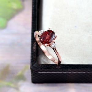 Garnet Ring Natural Garnet Ring Silver Rose Gold Ring, Garnet Ring, Engagement Ring, Solitaire Ring , January birthstone, Everyday Ring