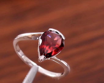 Garnet Ring, 925 Sterling Silver Ring, Red Garnet Gemstone Ring, Birthstone Jewelry, Garnet Engagement Ring, Red Stone Ring, Gift for Her