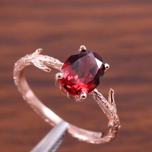Garnet Ring Natural Garnet Ring, Silver Rose Gold Ring, Garnet Ring, Engagement Ring, Solitaire Ring , January birthstone, Everyday Ring
