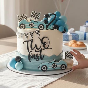 Two fast mit Zahl I Caketopper