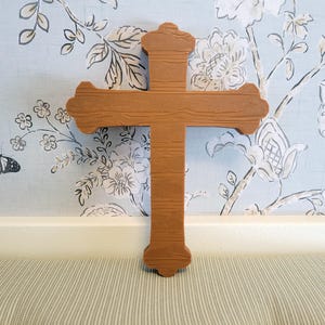 3D Printed Crucifix - Similar to Roblox Doors - Wooden Cross Pattern