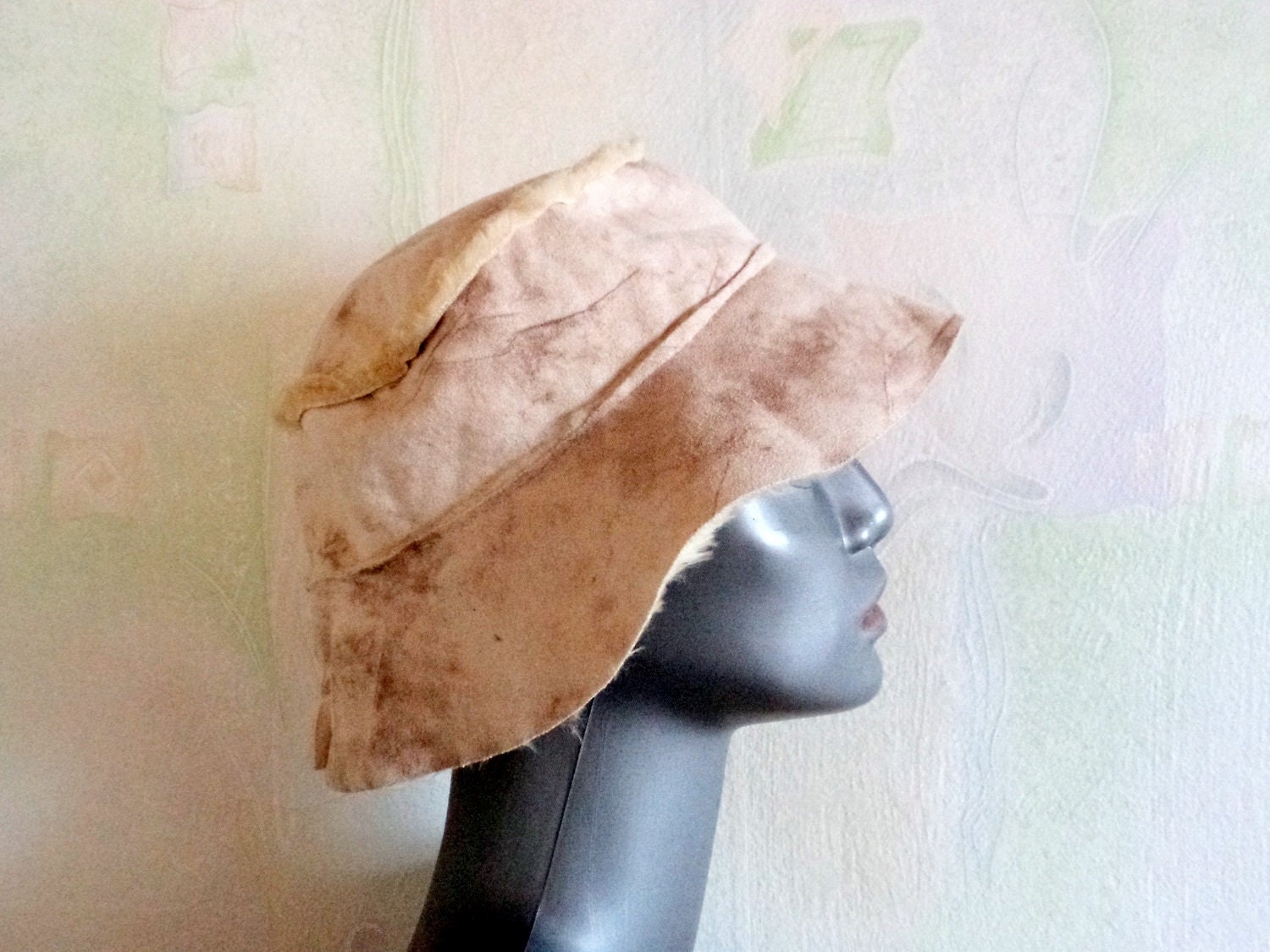 Vintage OLSEN Bucket Hat Beige Faux 