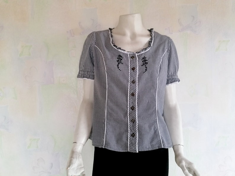 Vintage S/'Landgwand Black White Fine Squares Pattern Trachten Top Short Sleeves Blouse Adjustable Waist Front Button-down Embroidered Accent