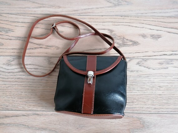 vera pelle crossbody
