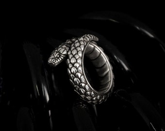 Oxidized Sterling Silver Snake Ring: Helix No.2 Python Viper Band