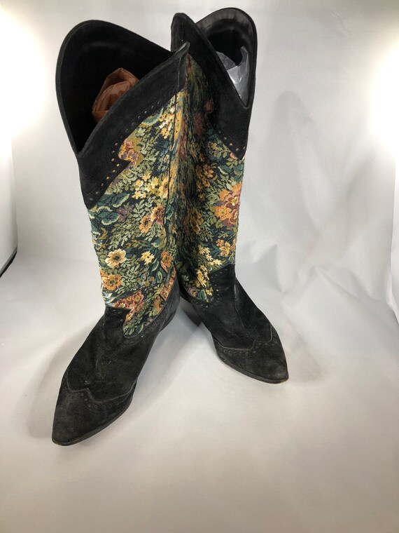 Vintage 1989 Peter Fox Tapestry Boots