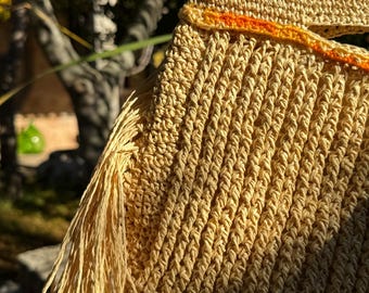 Raffiaväska i begränsad upplaga