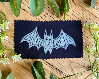 Bat Sew-On Patch /Halloween, Vampire, punk, gothic, alternative, cute, Lino Print, block print, hand printed