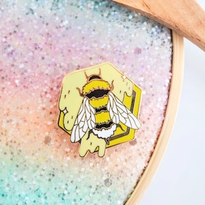 Honey Bee Enamel Pin | Bee Enamel Pin | Bug Enamel Pin
