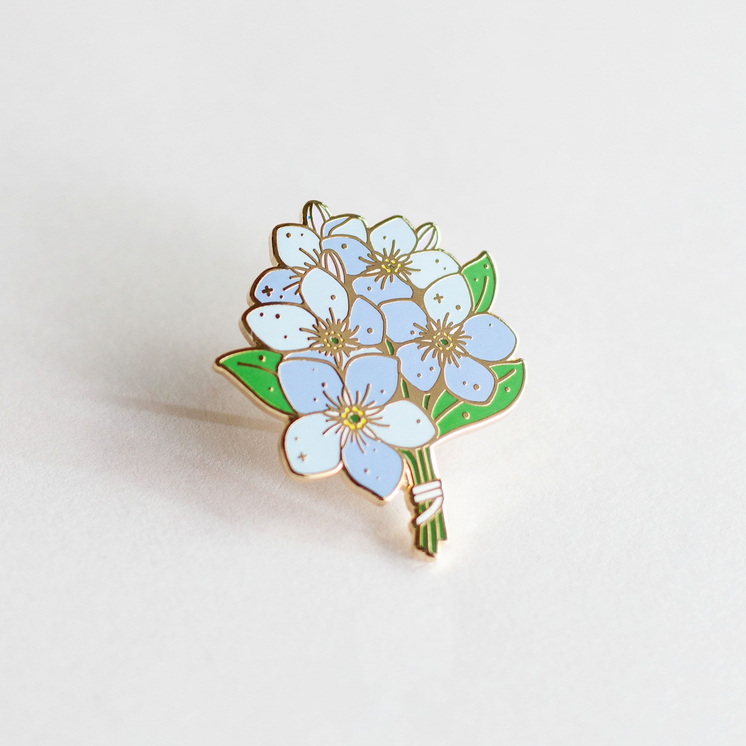 Forget-me-not Enamel Pin: Gold-plated Flower Lapel Pin - Etsy