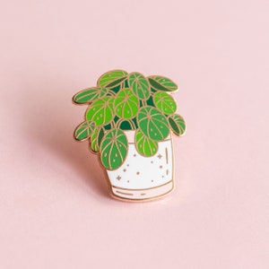 Pilea Enamel Pin | Houseplant Enamel Pin | Potted plant enamel pin | Plant lover enamel pin