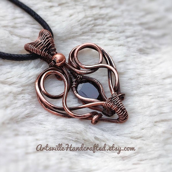 Garnet Heart Wire Wrap Pendant Necklace, Protection Amulet, Garnet Necklace, Valentine's Gifts for Her, Wire Wrapped Garnet Crystal Necklace