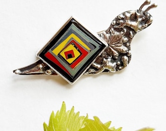 Sterling Silver Snail Brooch: Cloisonné Enamel, Nature-Inspired Art Pin